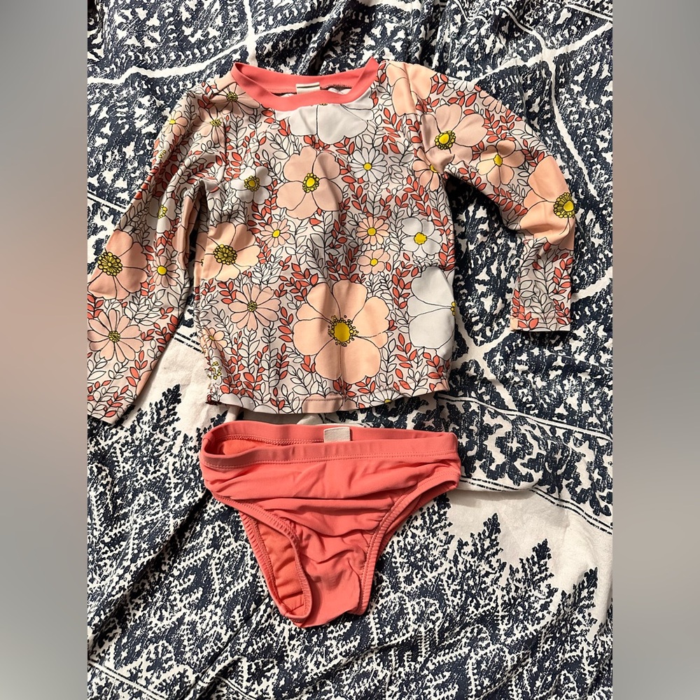Bathing suit